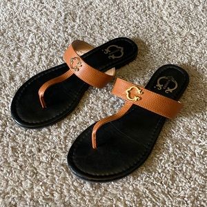 Brown c. Wonder t strap sandals